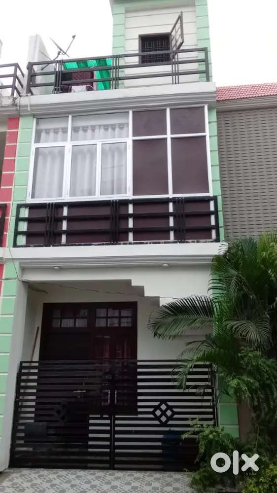 omax city bijnor vip colony 430 sq land 1400 build up area