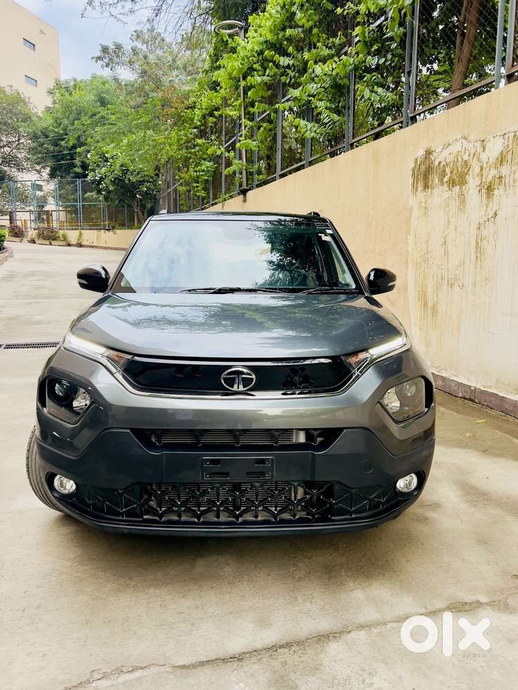 Tata Punch Creative Dual Tone MT Sunroof, 2025, Petrol