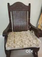 Cheir for sel wooden