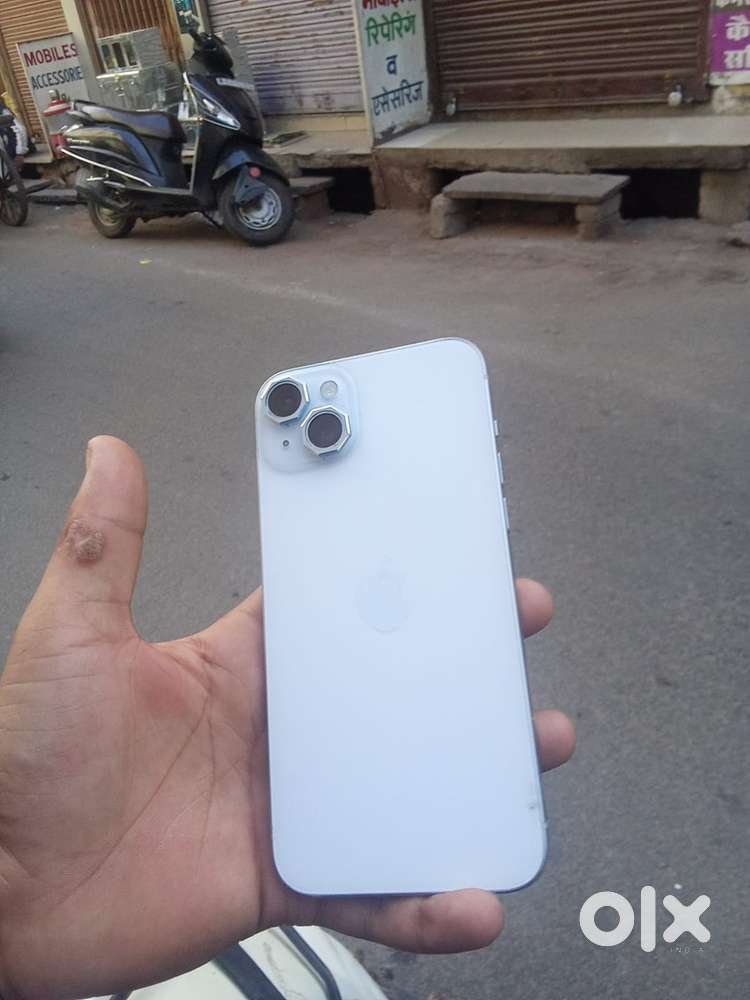 iPhone 15 plus
