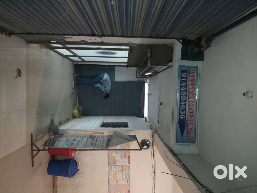 820 sqrft office space near Lemmon Tree hotel available for sale