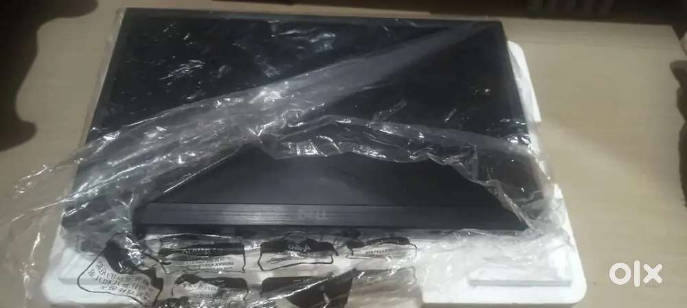 Monitor with cpu un box