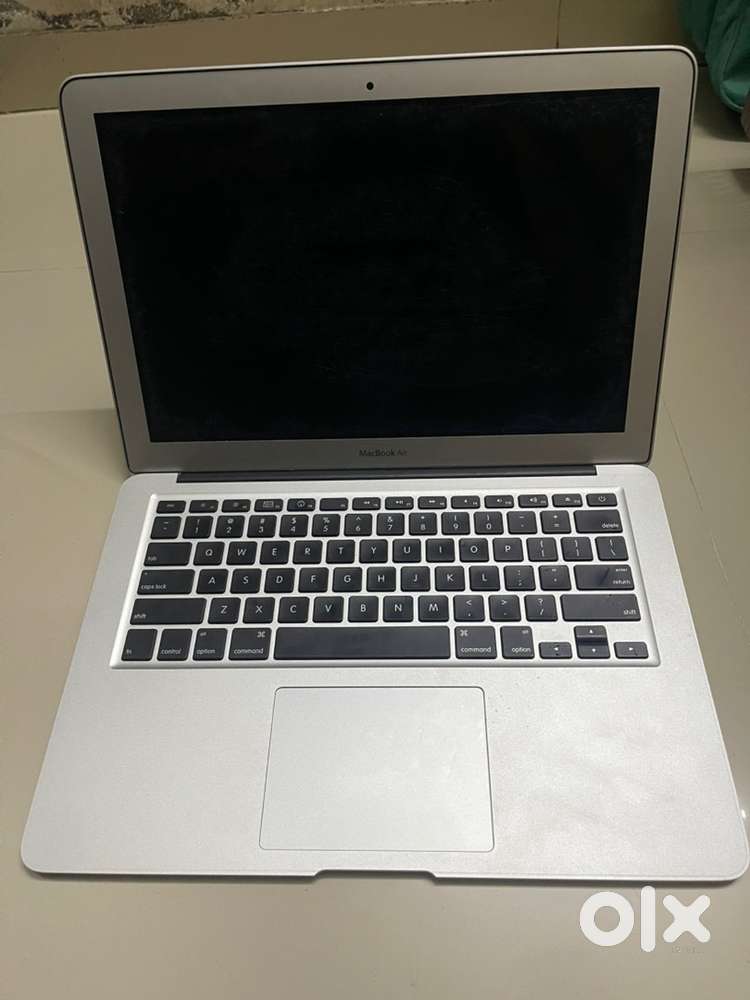 MacBook Air (13-inch)