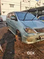 Toyota Innova 2004-2011 2.5 V Diesel 8-seater, 2005, Diesel