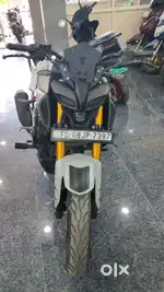 Yamaha MT15 2023 model silver color in showroom condition
