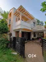Aluva Kuttamassery 3 bhk 6 year old house Perumbavoor road