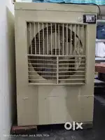 Large size cooler bechna hai good condition