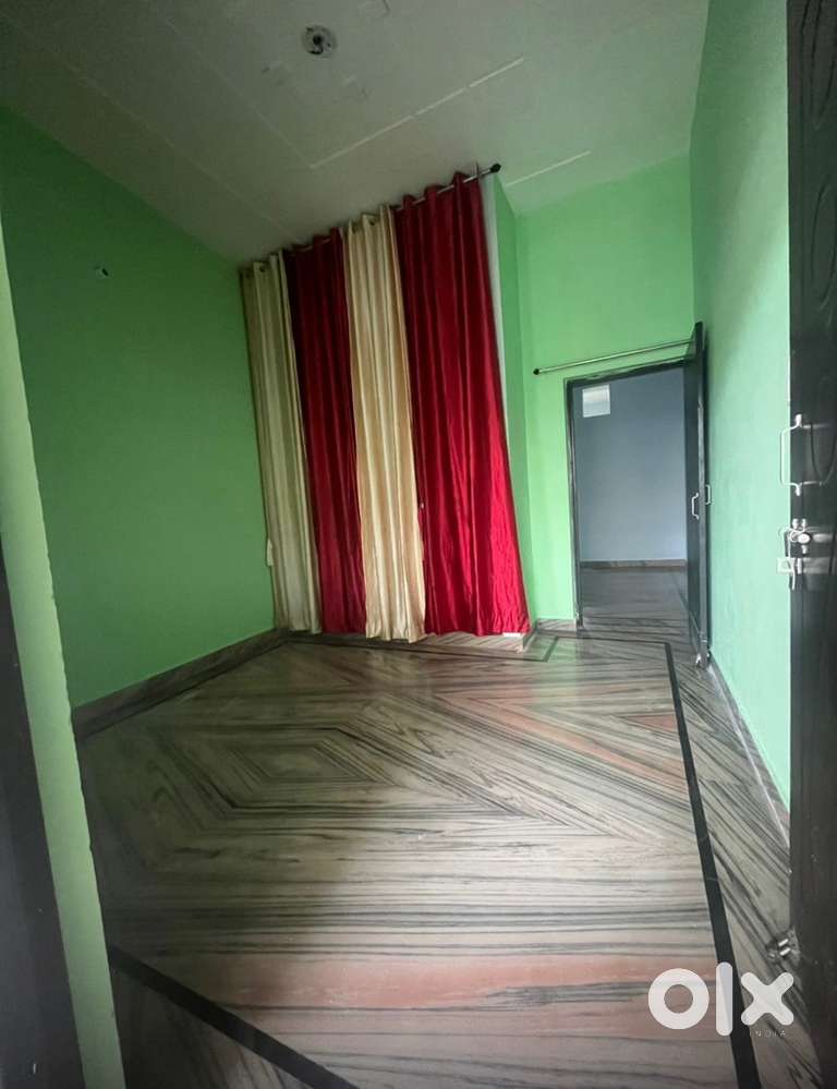 2bedroom , 1 kitchen , 1 washroom