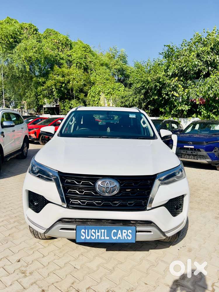 Toyota Fortuner 4X4 MT 2.8 Diesel, 2023, Diesel
