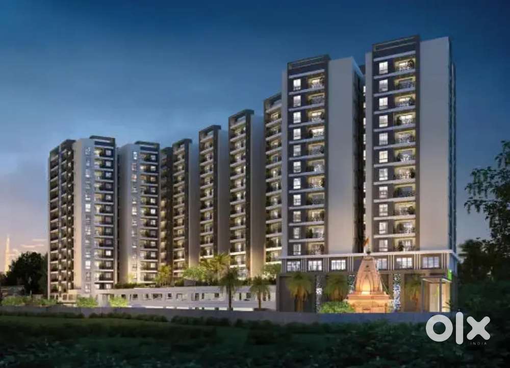 4+1  bhk society flat owner free