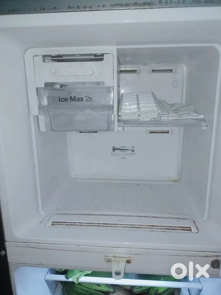 Refrigerator double door