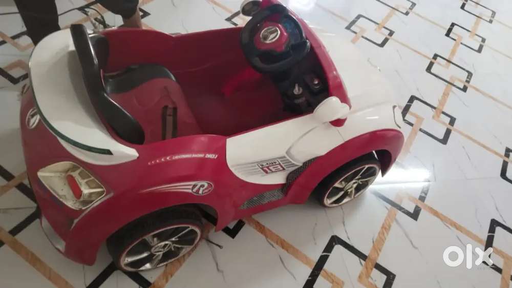 Kids toy car