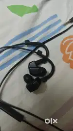 VR3000 Gaming IEMs.