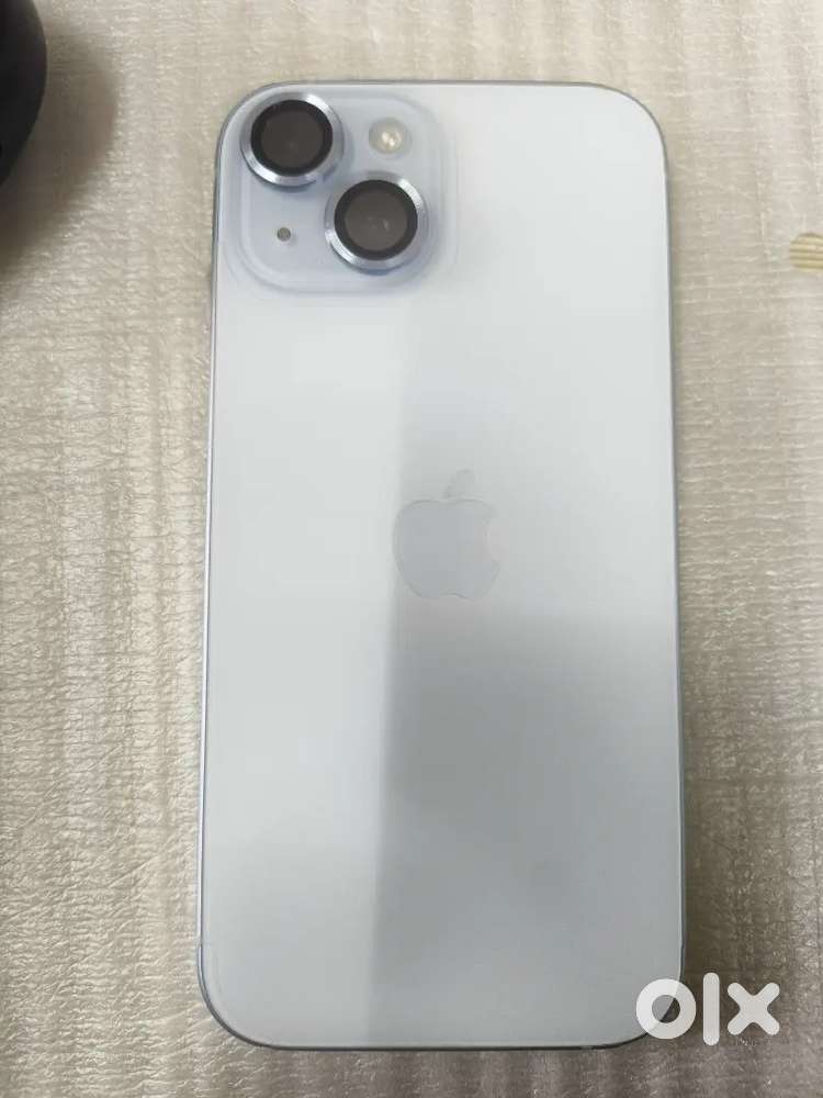 Iphone 15 good condition and no scratches battery health 87%