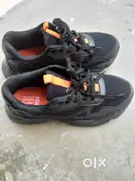 Hrx men’s sneakers