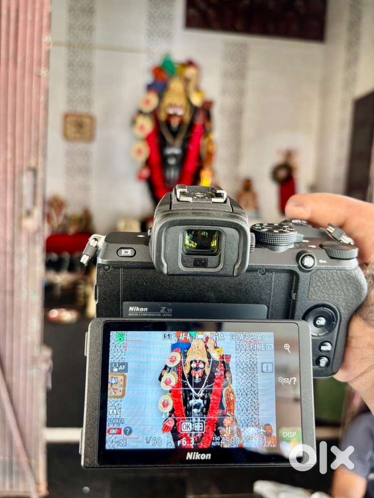 Nikon z 50.with kit lance only 9 months