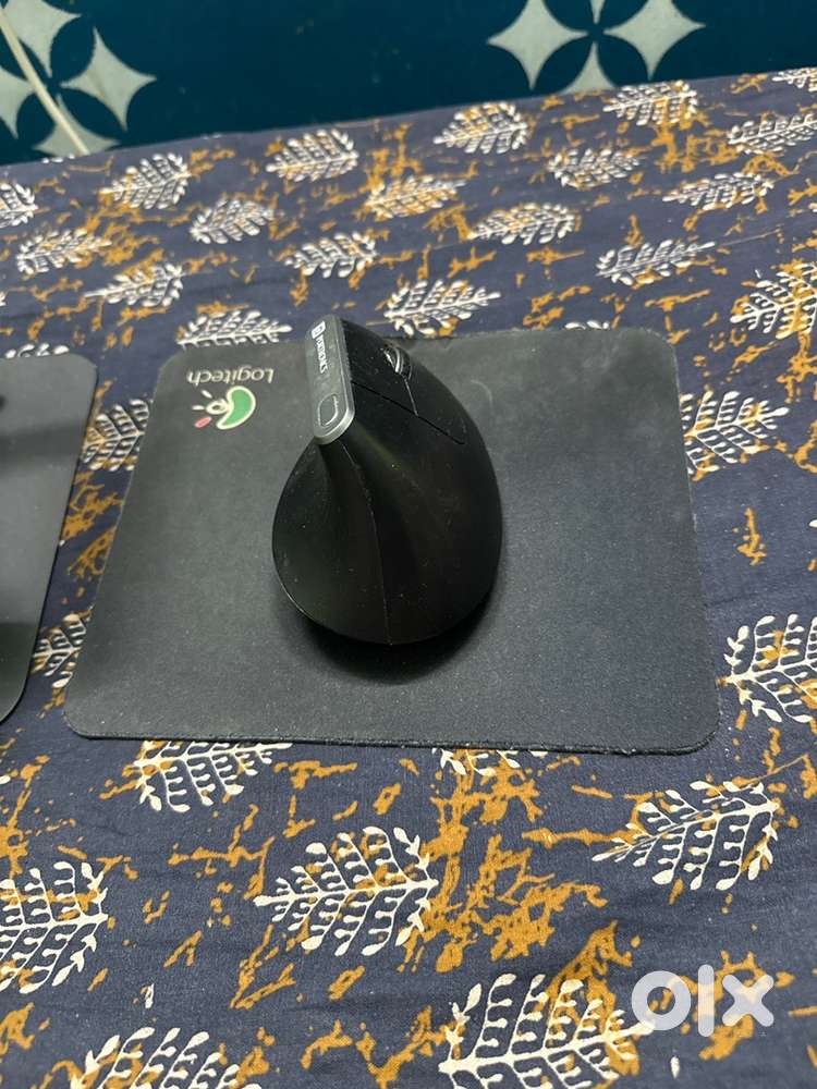 Portronics Laptop stand and mouse with pad