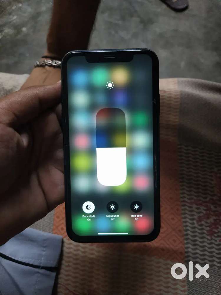 All original XR i phone XR 64GB battery health 73%