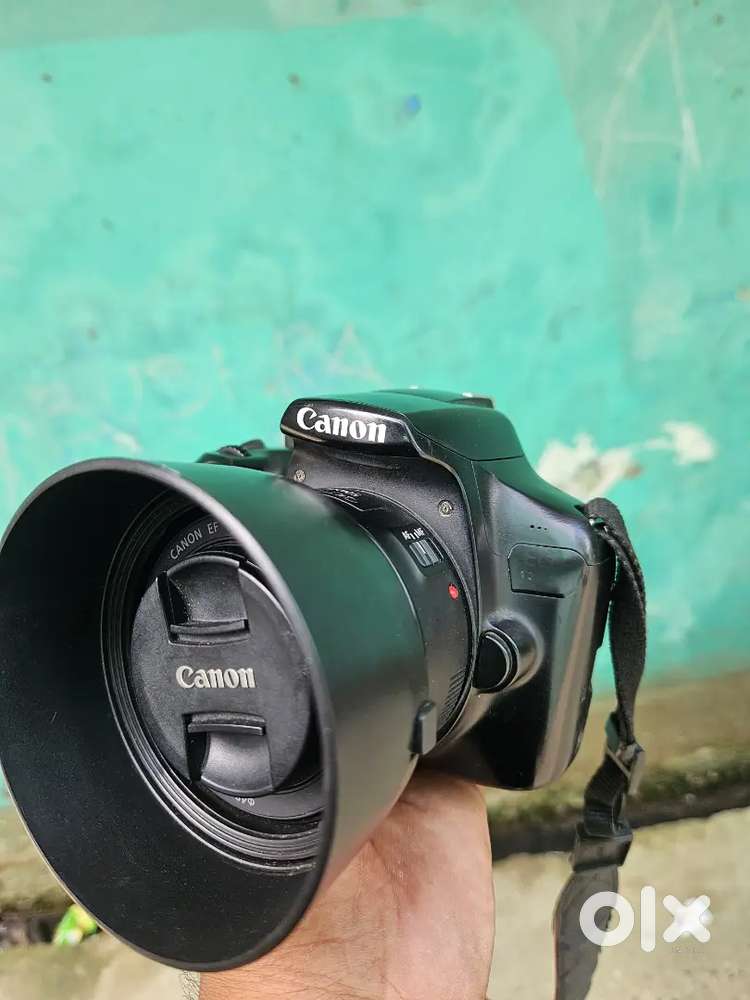 Canon 1300D