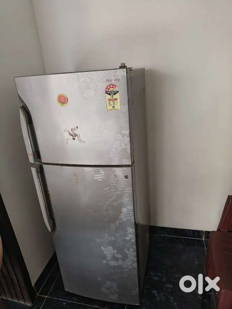 Samsung Double Door Refrigerator-Good Working Condition.