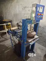Buffet plates making machine ( प्लेट बनाने की मशीन )