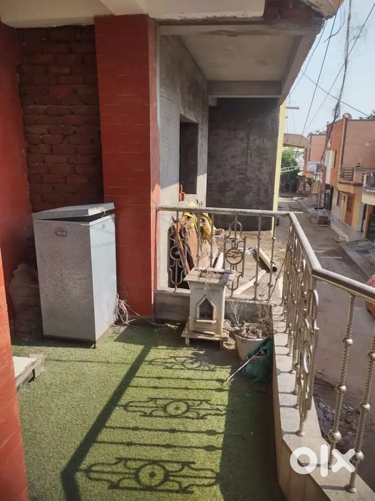 3bhk bunglow for rent with terrace.