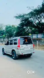 Power window power, steering, AC centre lock
