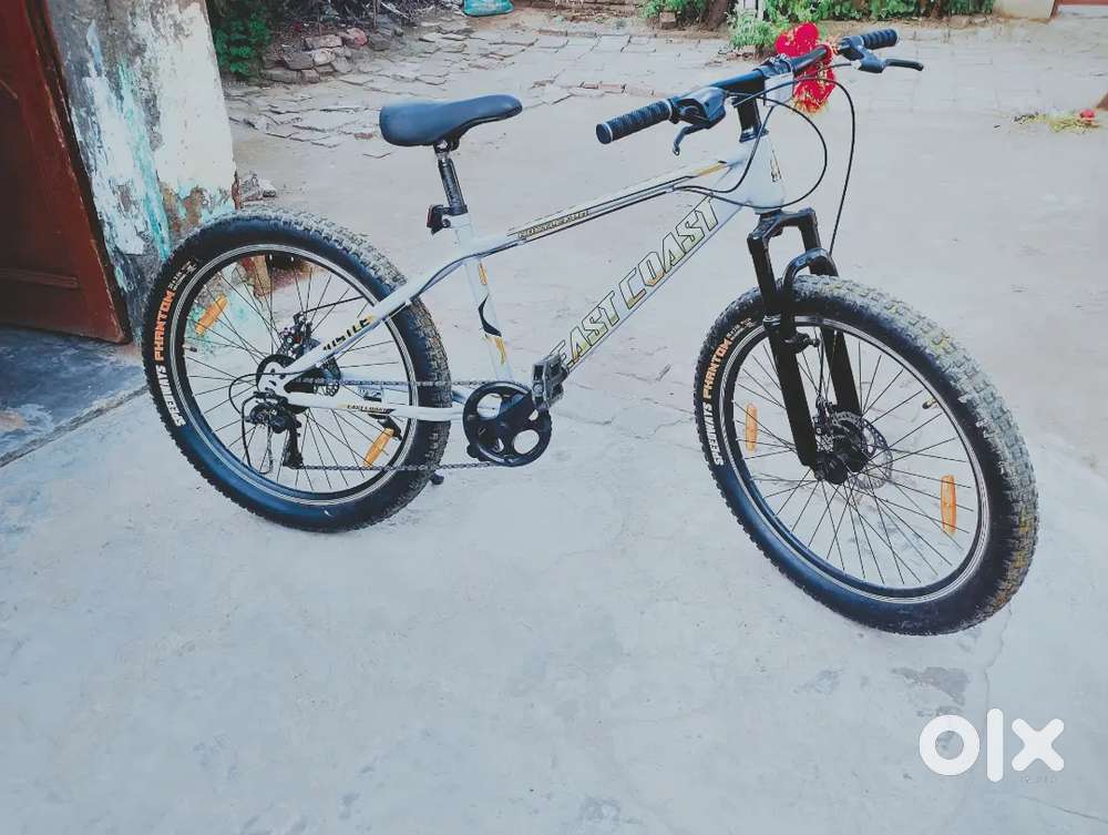 EAST COAST. HUSTLE 3.0 CYCLE