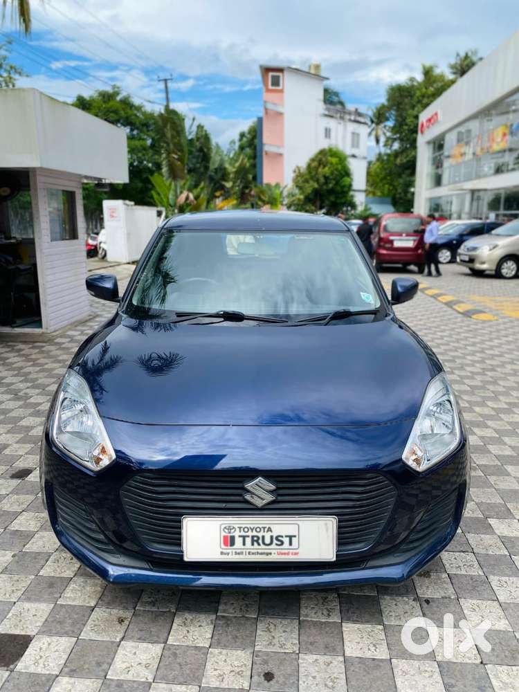 Maruti Suzuki Swift AMT VXI, 2020, Petrol