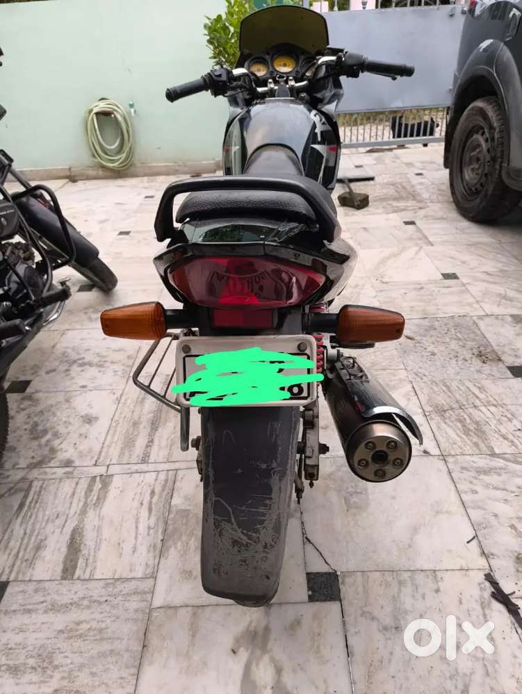 Hero honda Karizma