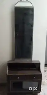 Table with Mirror