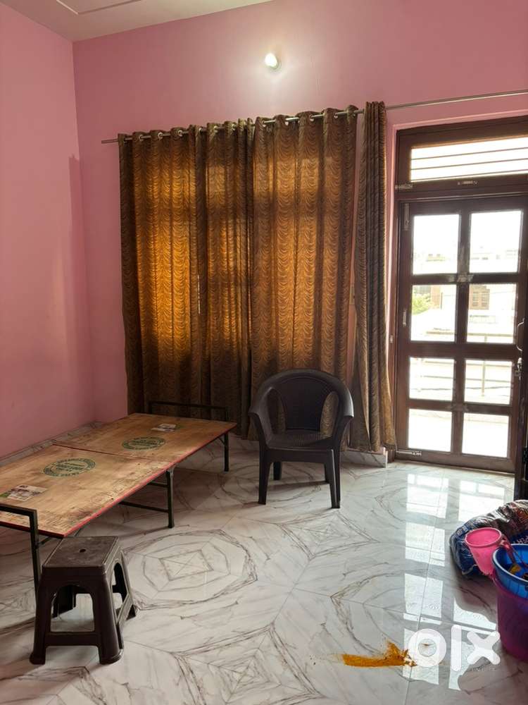 Room for girl’s only