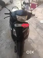Hero pleasure scooty
