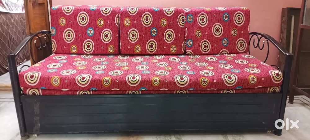 METALIC SOFA CUM BED KING SIZE