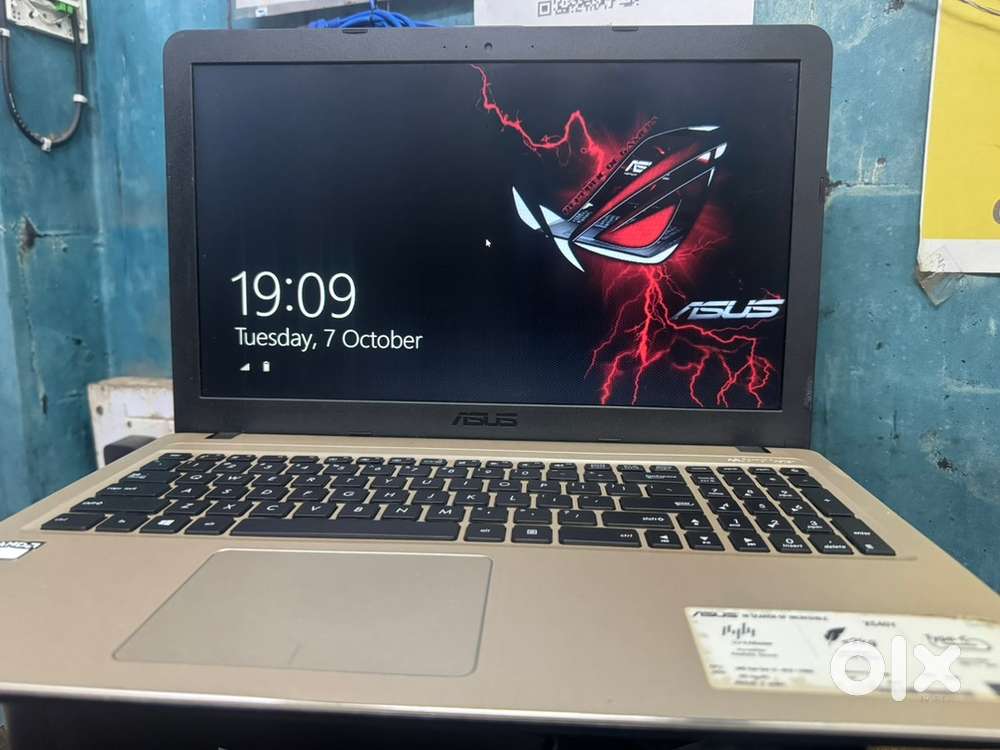 ASUS X540Y SLIM LAPTOP