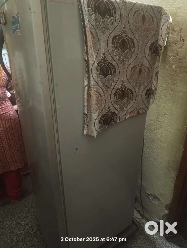 Whirlpool 280ltr