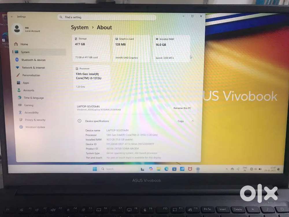Asus vivobook i3 13th gen 512gb ss 16gb ram in mint condition.