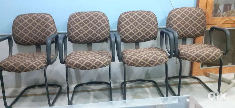 4 computer chairs