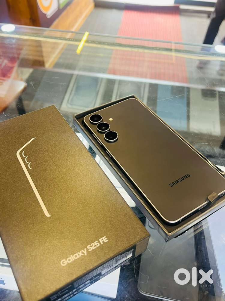 Samsung galaxy s25 FE 8/512GB