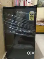 GEM  refregerator (Fridge)