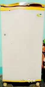 WHIRLPOOL Ice Magic Refrigerator (180 - 200)L  storage Single Door.