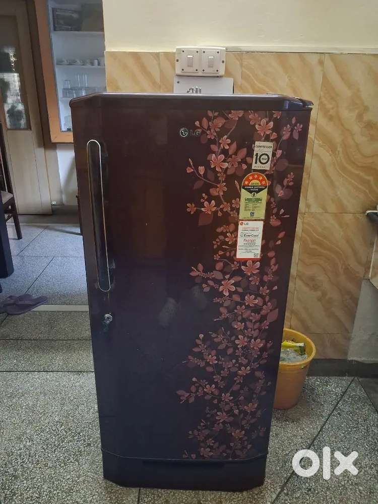 Lg 200 litres Refrigerator.