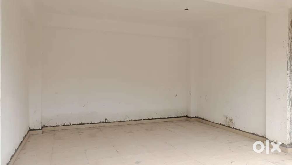 Road facing commercial space for rent at silpukhuri. post by agent