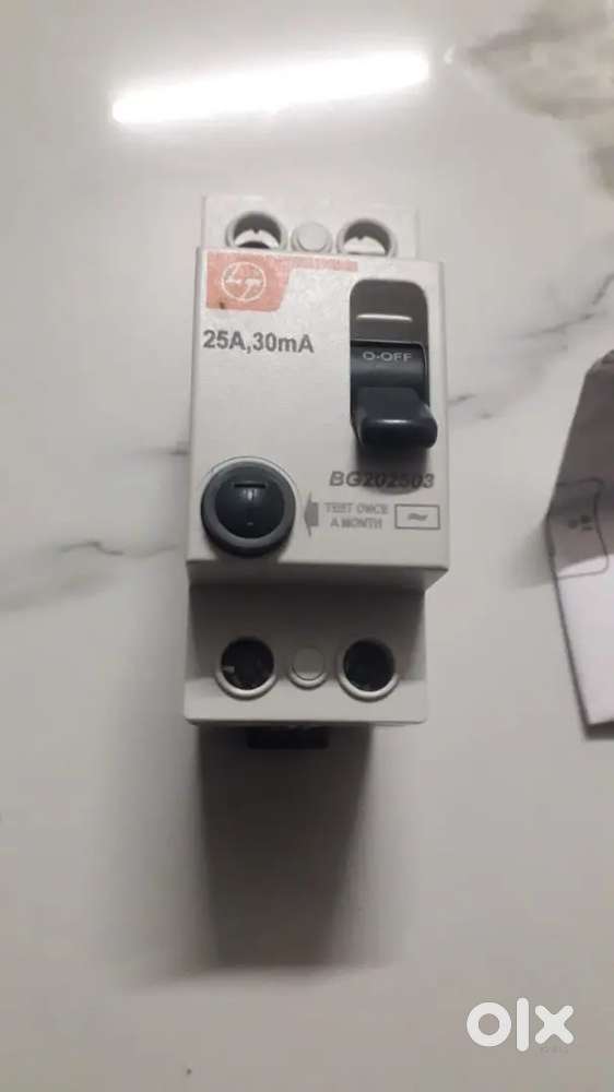 M C B / RCCB SWITCH  company L/T