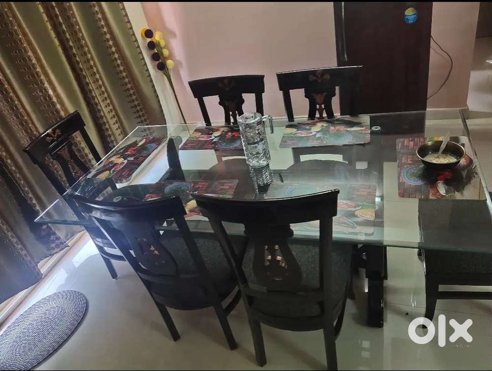 6 Seater Wooden Dining Table