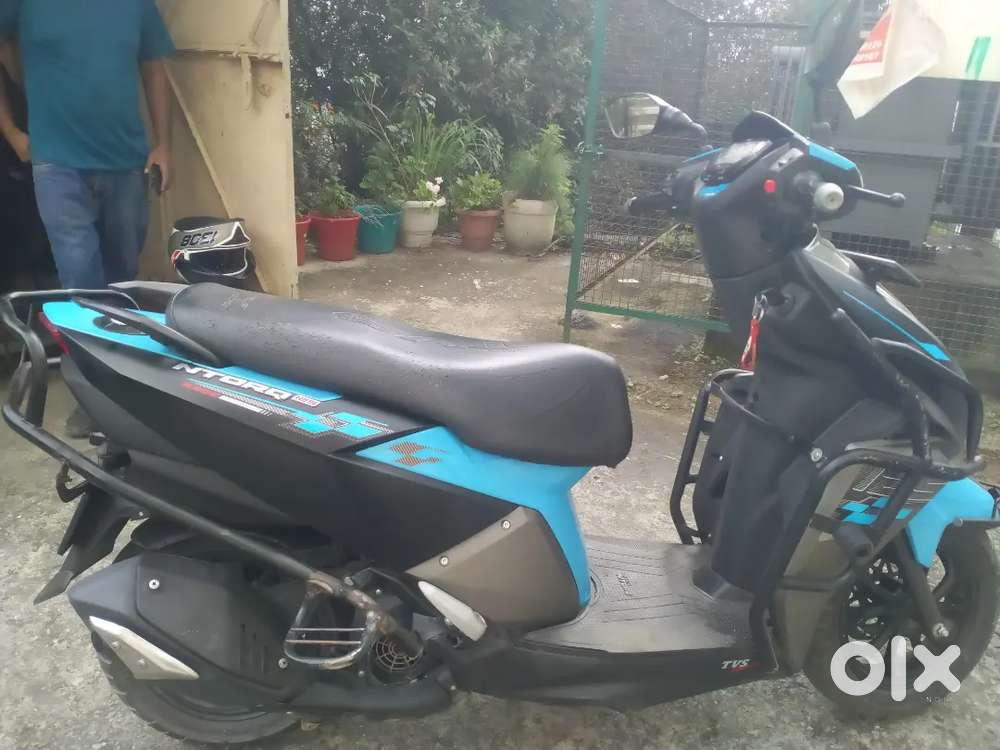 Nayi bike lene k liye sale karni hai