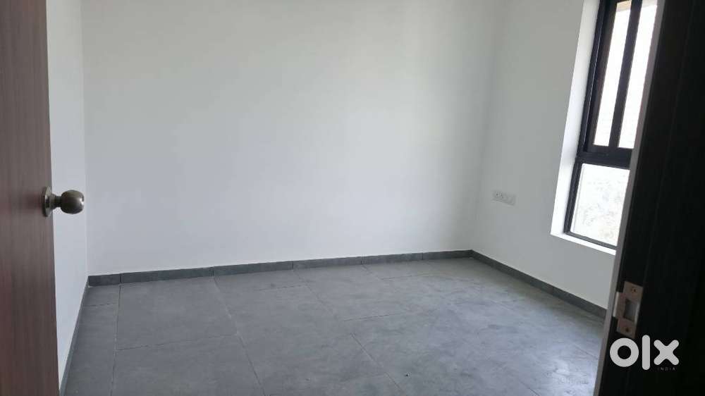 Ready to move 1 BHK flat for sale in Vyttila, Kochi
