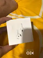 Airpods 4 noise cancellation