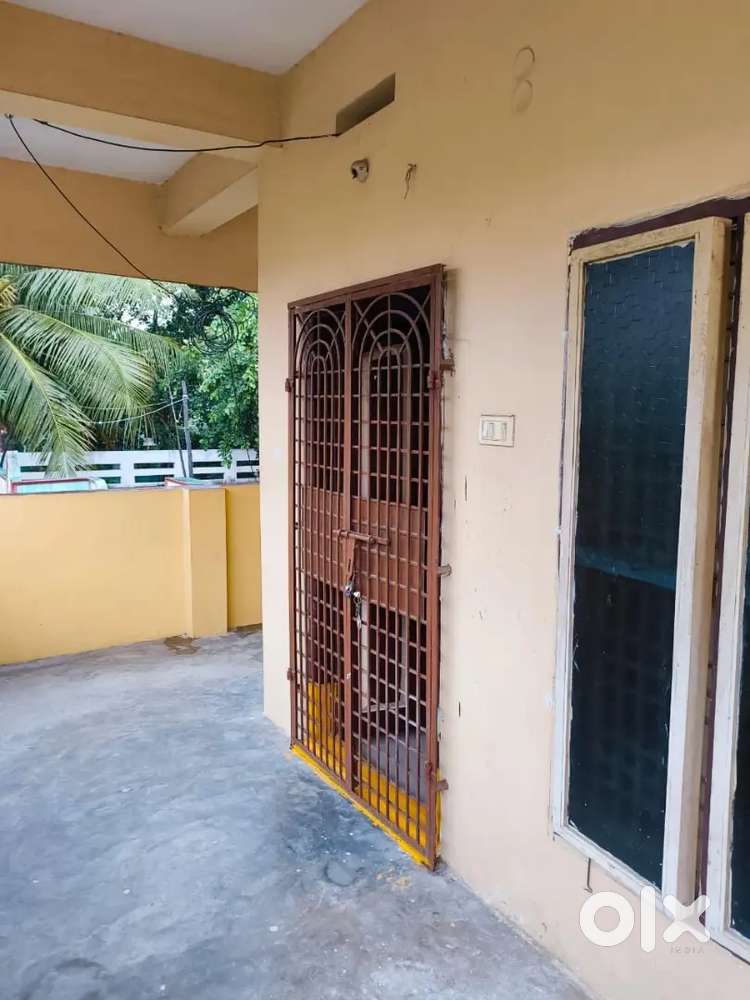 2bhk for rent near Railway Station