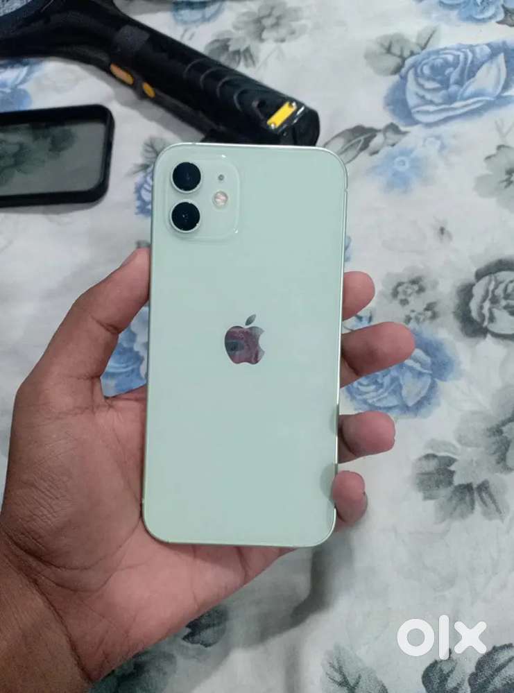 I phone 12 refurbished with bill box all kit available.